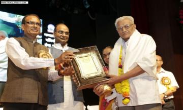 मुख्यमंत्री श्री चौहान का आव्हान अभियंता प्रदेश विकास के लिये समर्पित हों