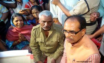 मुख्यमंत्री चौहान ने कहा दीपक के परिवार की चिंता करना सरकार का कर्त्तव्य